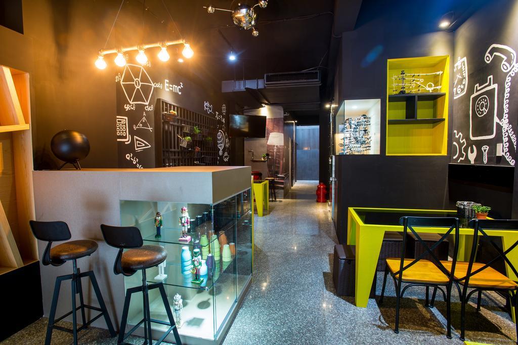 Just Walk Backpacker Hostel Hualien City Exterior photo