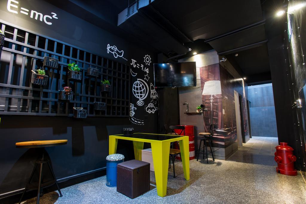 Just Walk Backpacker Hostel Hualien City Exterior photo
